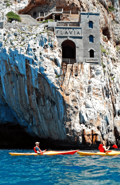 kayak in sardinia